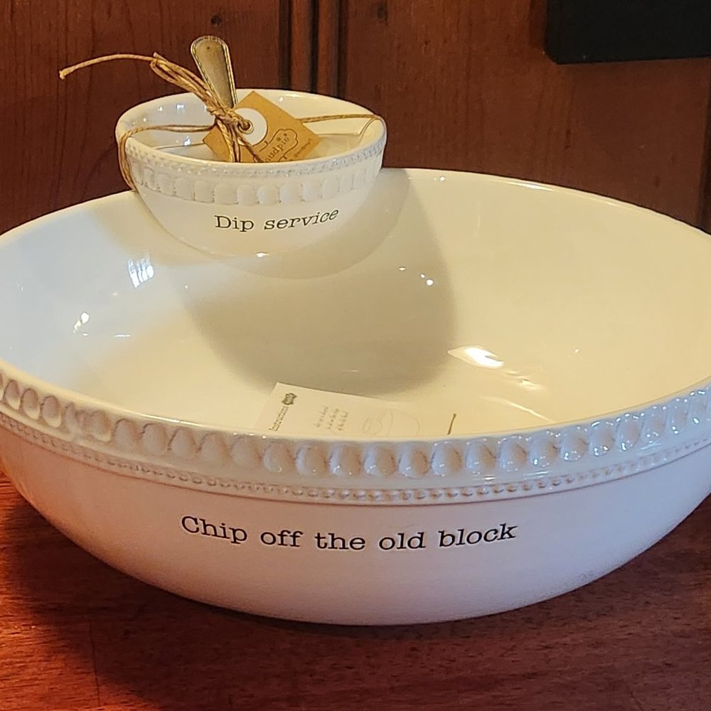 NEW Mud Pie Ceramic bowl with dip cup shaped to sit on edge